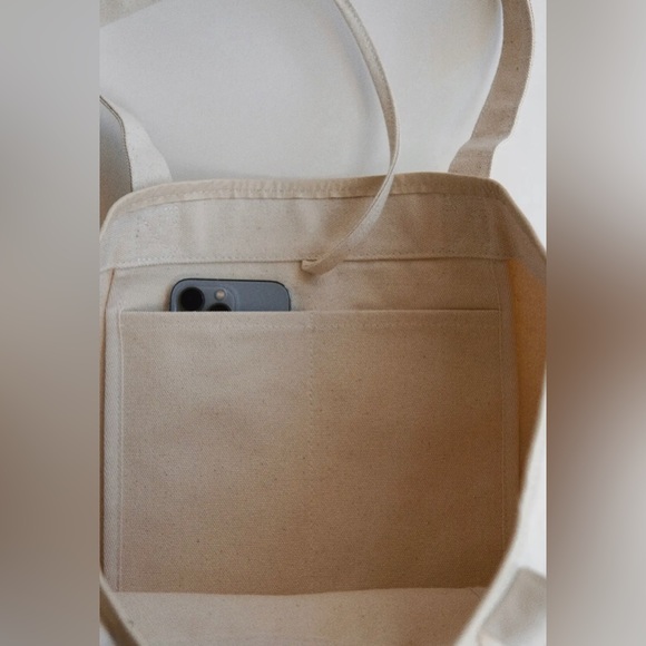 Hat Travel Tote - NWT - Picture 5 of 7